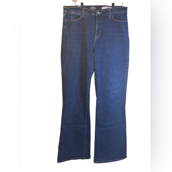 Agolde Denim - NYDJ Dark Indigo Flared Jeans Burbank Wash Studded Back Pockets Size 16
